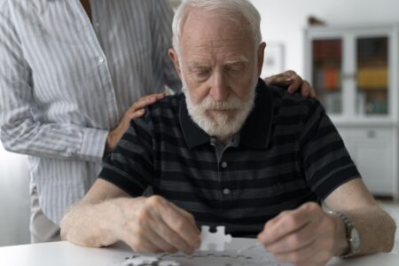 5 facteurs qui influencent le tarif d'une maison de retraite Alzheimer