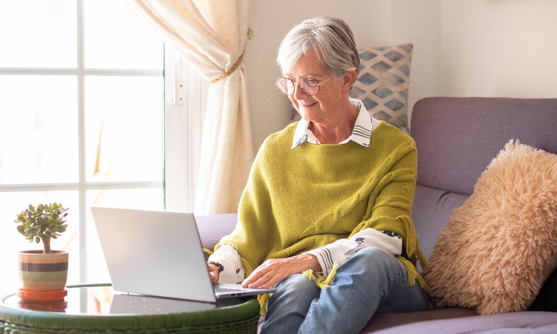 Senior qui fait la demande d'APA