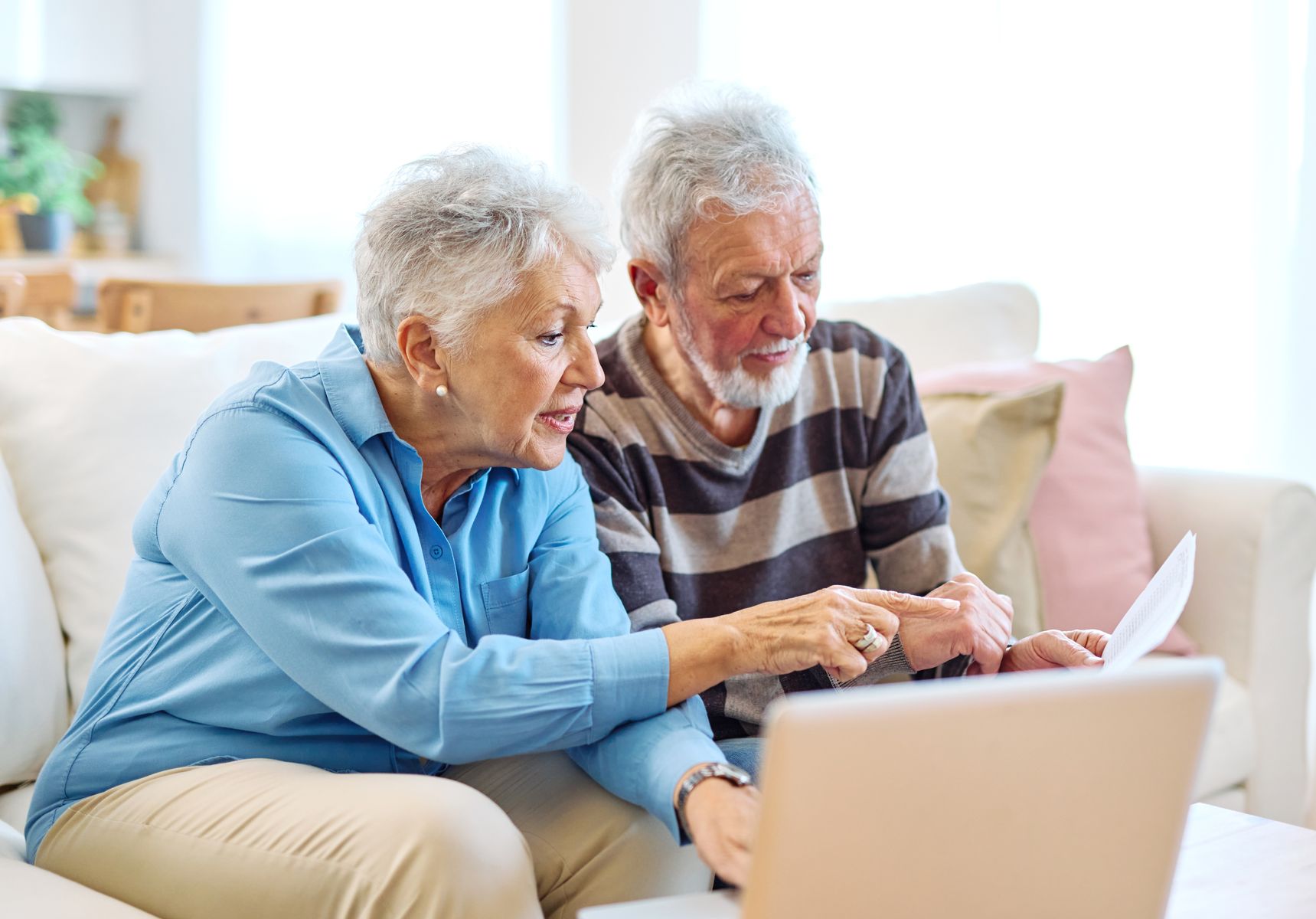 Seniors qui font une demande d'ASH