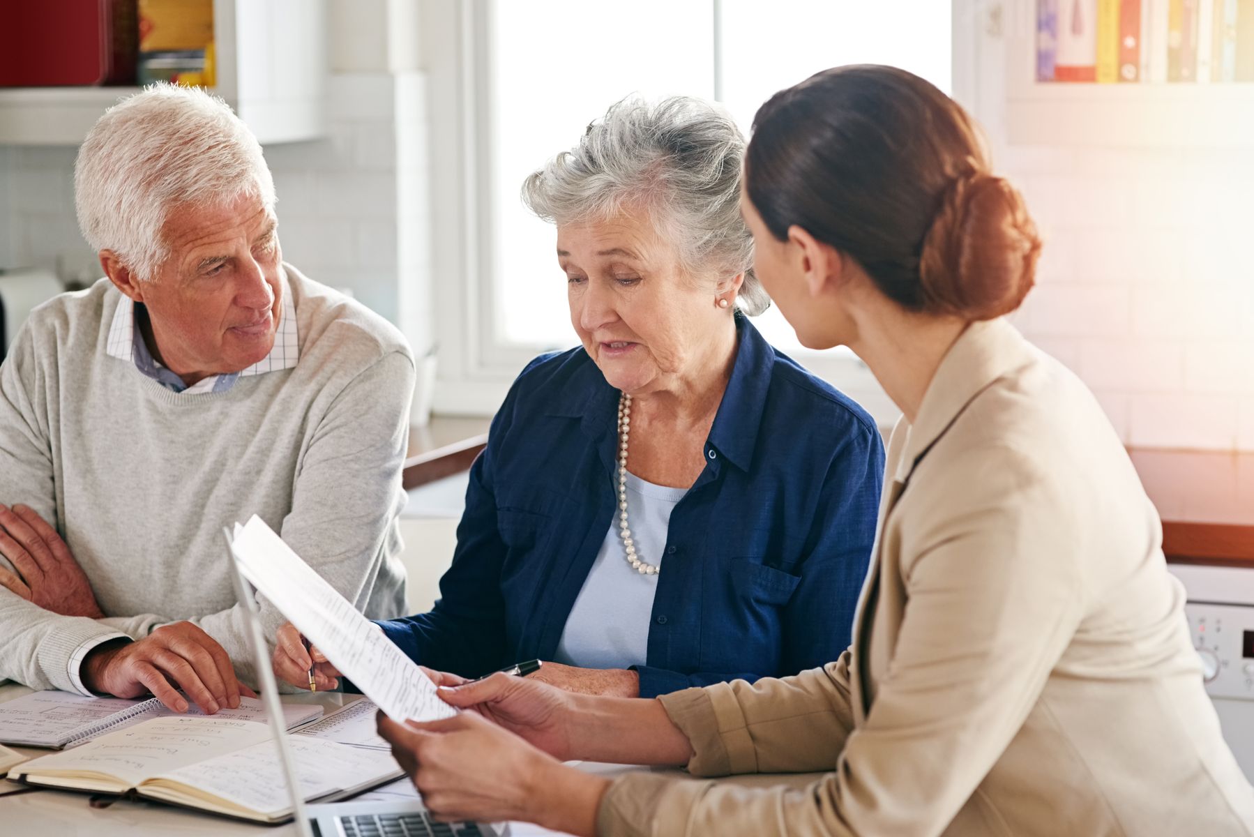 Seniors qui s'adressent au CCAS pour la demande ASH