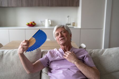 Personnes âgées : 5 gestes qui sauvent en période de canicule