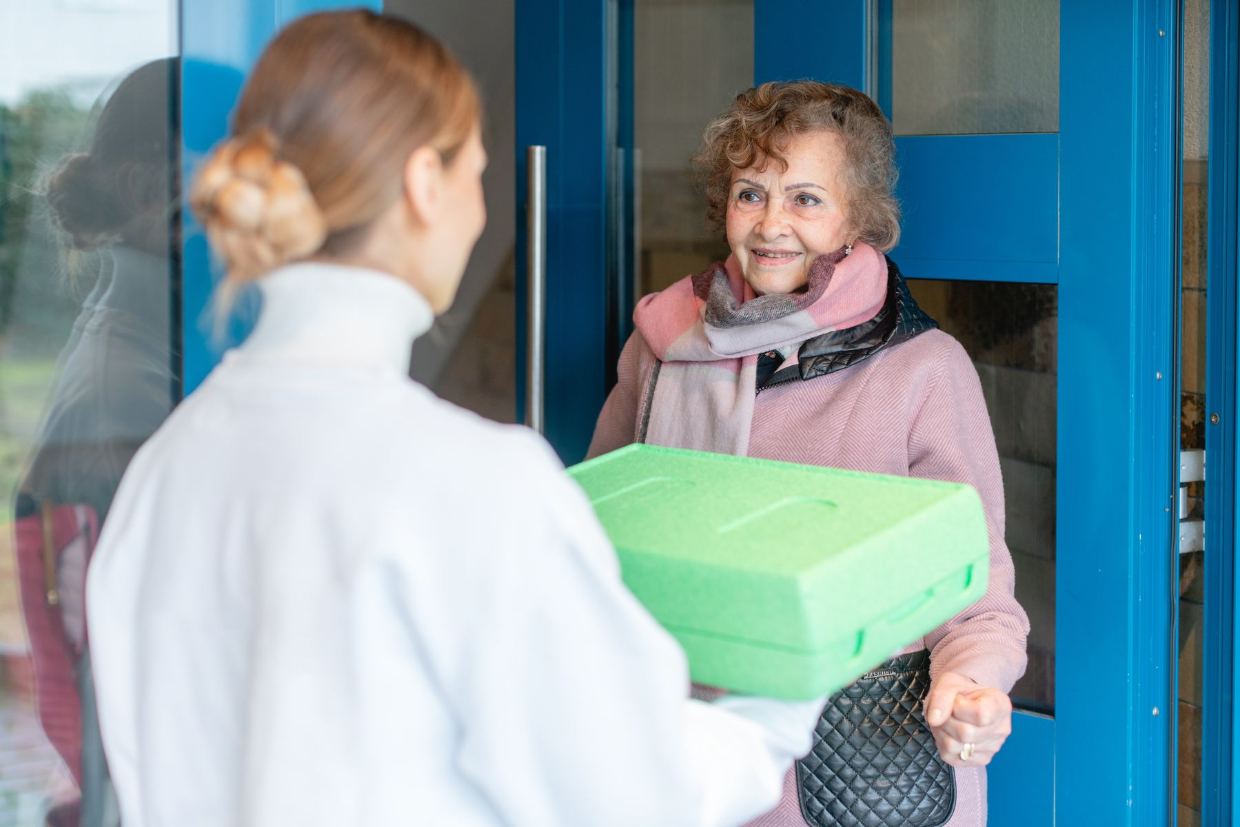 Senior en GIR 3 qui bénéficie du portage de repas
