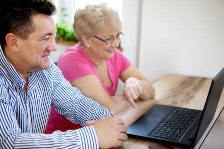 Tarif différencié en EHPAD : qui peut voir sa facture changer et comment l’anticiper ?