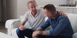 Maison de retraite : dans quels cas vendre sa maison devient la meilleure option ?