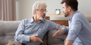 EHPAD : votre proche peut-il être empêché de sortir ? Ce que dit la loi